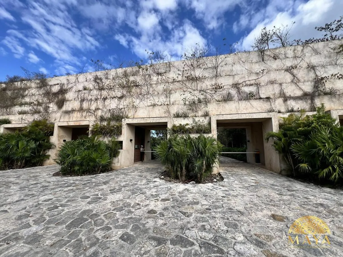 Peregrina Tulum 302A 2Br Luxury Condo 0*,  Messico